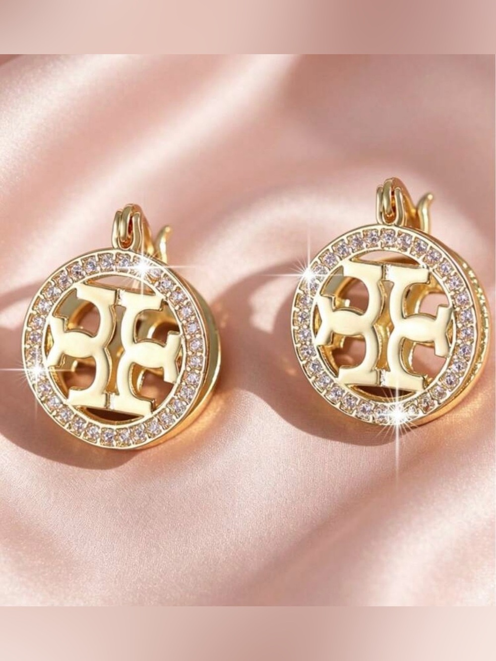 NWT Gold-Plated | Zirconia Inlay Hollow Logo Ear Clips